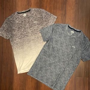 Hollister - Set of 2 Men's XS shirt sleeve shirts